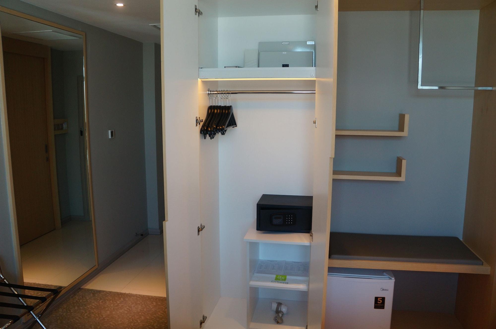 Greens Hotel & Suites Bintulu Dış mekan fotoğraf