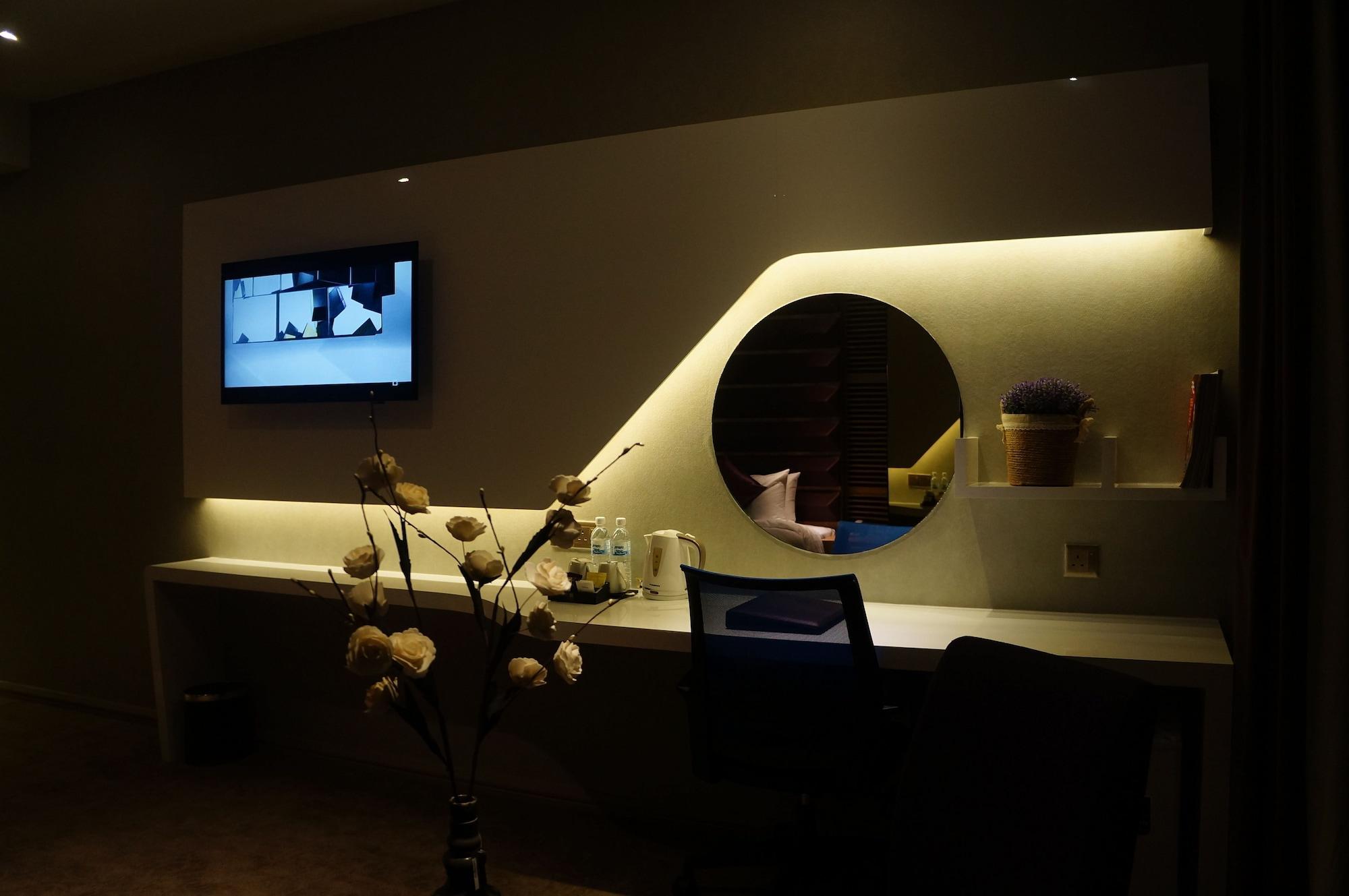 Greens Hotel & Suites Bintulu Dış mekan fotoğraf