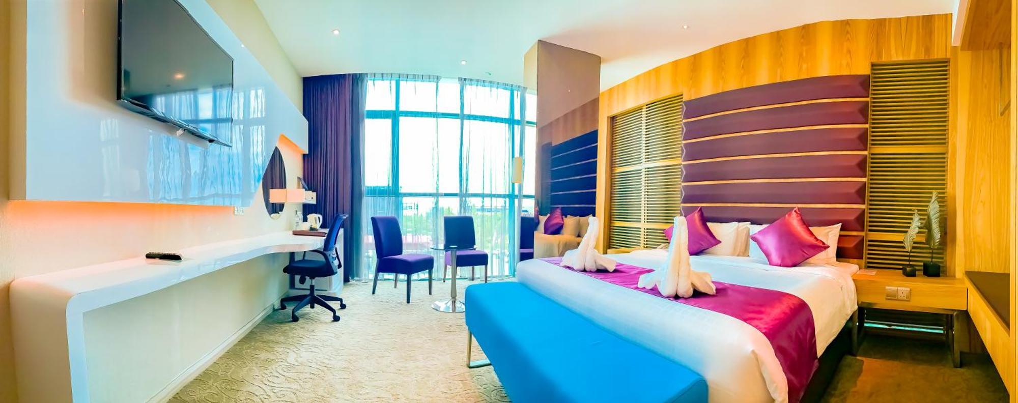 Greens Hotel & Suites Bintulu Dış mekan fotoğraf