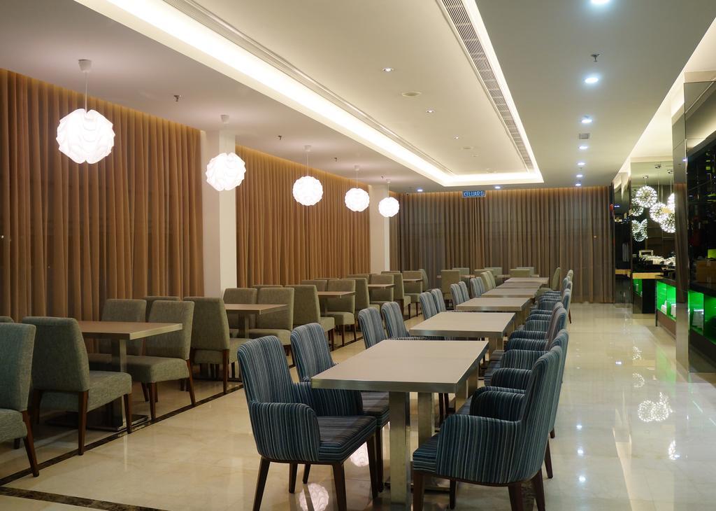 Greens Hotel & Suites Bintulu Dış mekan fotoğraf