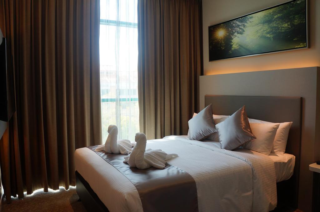 Greens Hotel & Suites Bintulu Dış mekan fotoğraf