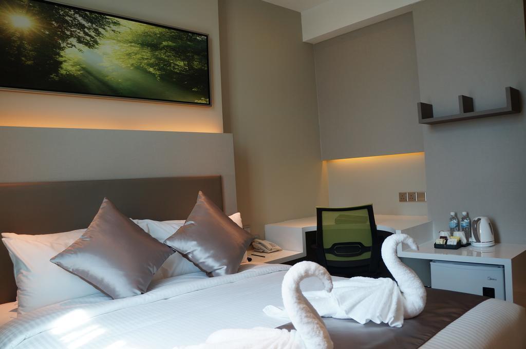 Greens Hotel & Suites Bintulu Dış mekan fotoğraf